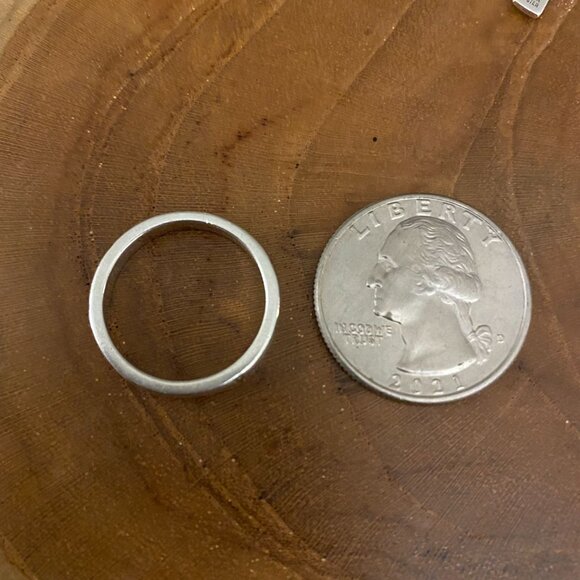 RETIRED James Avery Stackable Cross Ring, Size 7.5, Sterling Silver - Picture 3 of 3